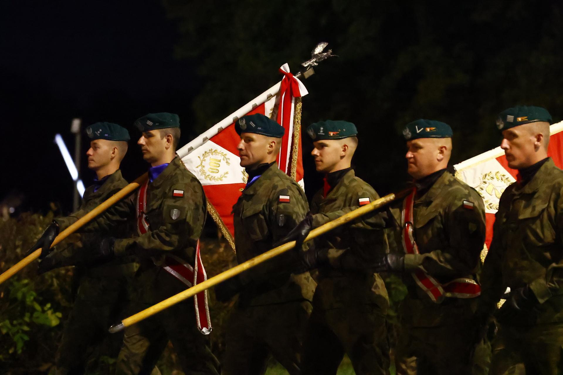 Święto Wojska Polskiego. Nocna próba przed defiladą