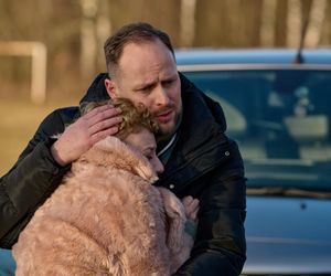 Na Wspólnej odc. 4006: Beata (Katarzyna Ptasińska), Paweł (Grzegorz Kwiecień)