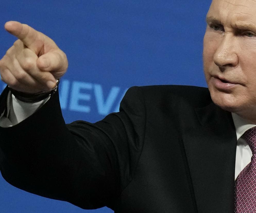 Rosyjscy radni domagają się rezygnacji Putina. Chcą oskarżyć go o zdradę stanu