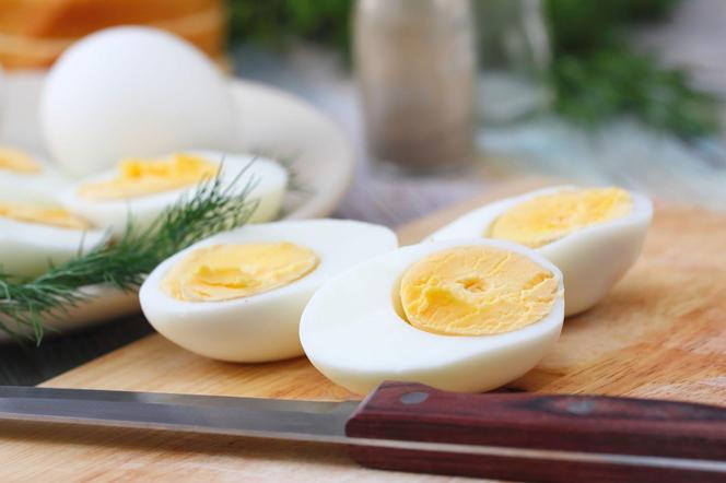 Jajka na miękko czy na twardo? Naukowcy ustalili, które są zdrowsze