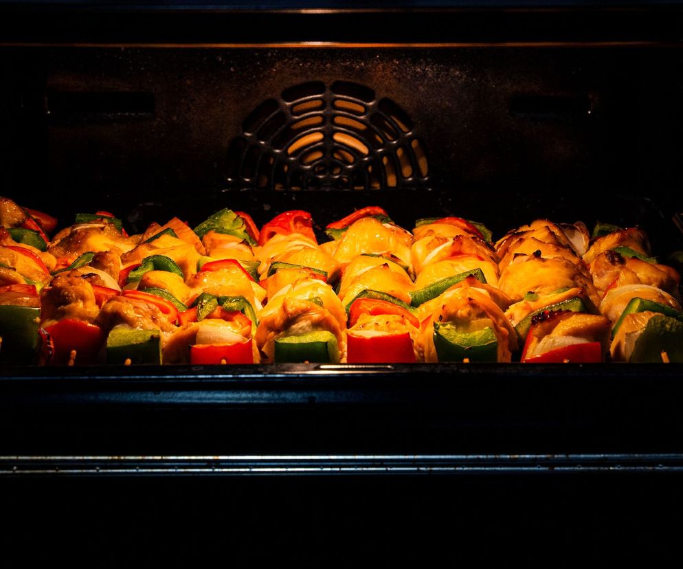 Szaszłyki z karkówki z piekarnika - idealne na obiad, a także na imprezę