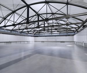 Styropian w posadzkach przemysłowych – izolacja i odporność na obciążenia