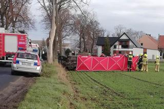 Tragiczny wypadek pod Kruszwicą. Syn prowadził auto, jego tata nie żyje