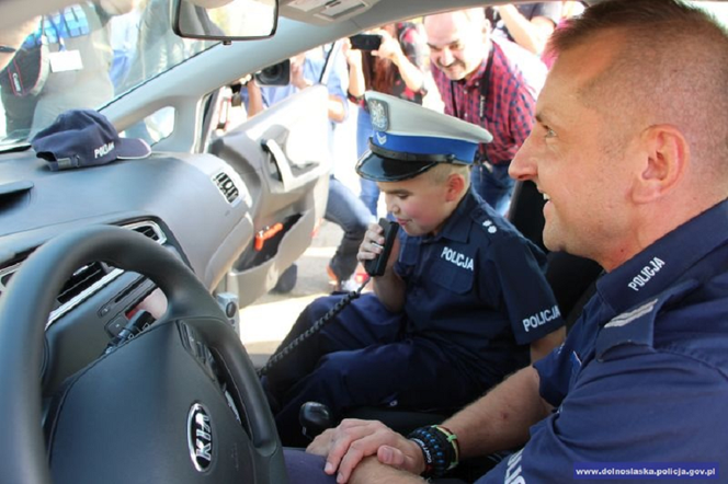 Policjanci spełnili marzenie 11-letniego Kacpra