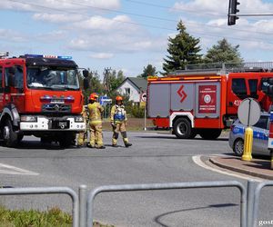 Tragiczny wypadek w Gostyninie. Wjechała toyotą pod tira. Nie żyje