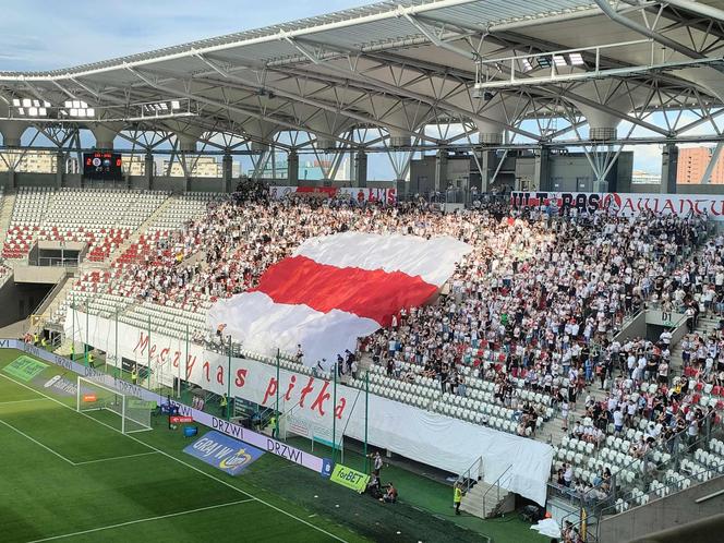 Żegnaj Ekstraklaso, żegnaj trenerze. ŁKS wygrywa ostatni mecz w sezonie [ZDJĘCIA]