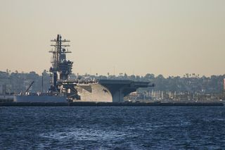 Legenda odchodzi. USS Enterprise idzie na złom