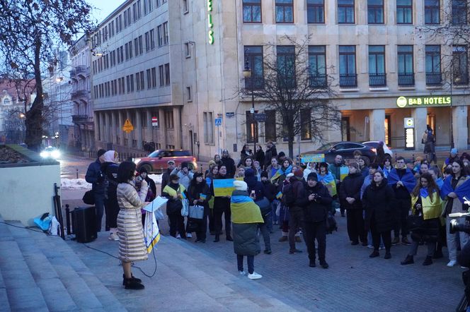 Manifestacja w trzecią rocznicę wybuchu wojny w Ukrainie