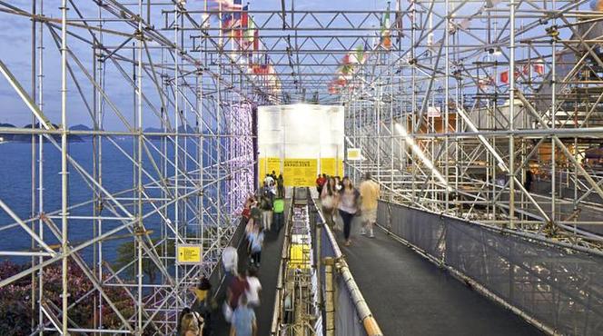 Freshlatino2, architektura awangardowa