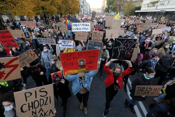 Kobiety w Polsce protestują. "To jest wojna"