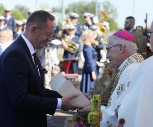 Święto Wdzięczni Polskiej Wsi w Miętnem koło Garwolina z udziałem premiera i ministrów