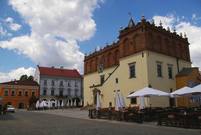 Kamienica Ratajewiczowska. Widok od strony ratusza