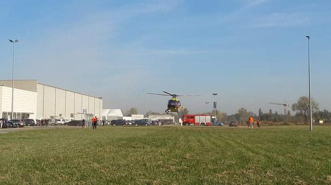 Przy hali EXPO Kraków wylądował śmigłowiec LPR