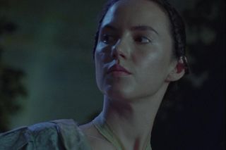 Martyna Byczkowska w teledysku Mroza