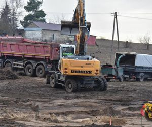 Konotopie. Budowa pomnika Matki Boskiej. Miliarderzy i marszałek województwa na wmurowaniu aktu erekcyjnego [ZDJĘCIA].