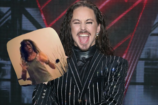 Michał Szpak w skąpych ciuchach śpiewa Marlenie Happy Birthday. To wideo ma już 7 lat!