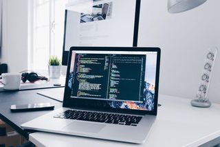 ZUS ostrzega! Oszuści rozsyłają fałszywe maile, podszywając się pod instytucję