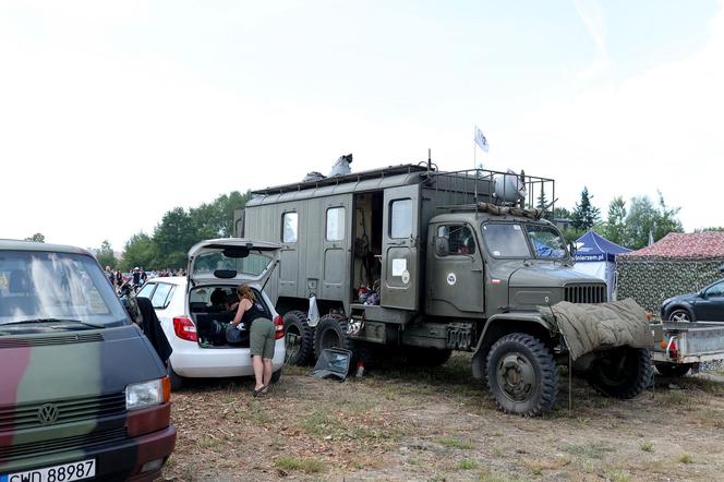 Śląskie Manewry 2024. Miłośnicy militariów spotkali się w Bytomiu