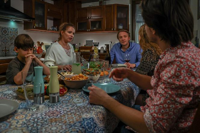 Szpital św. Anny, odcinek 10. Igor (Nikodem Marecki), Kaśka (Joanna Liszowska), Bartek (Maciej Makowski), Majka (Anna Kurbiel), Dawid (Jakub Ormaniec)