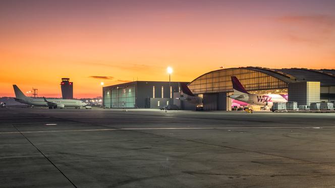 Na lotnisku Katowice Airport powstaje nowy hangar specjalnie dla linii lotniczej Wizz Air