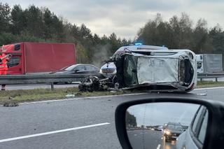 Wypadek na A1. Auto wjechało w cysternę
