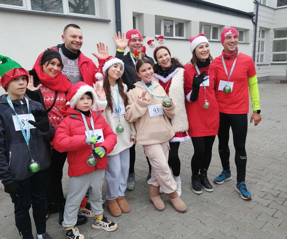 Siedlce: 6. Charytatywny Bieg Mikołajkowy z Dwójką za nami! Zobacz zdjęcia i wideo!