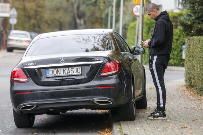 Don Kasjo jeździ luksusowym Mercedesem Klasy E