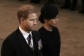 Meghan Markle i książę Harry mają się czego obawiać! Członek rodziny królewskiej obiecuje wyznania