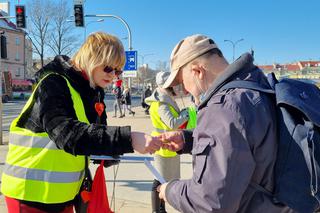 W walentynki policja przypomina, że kochać musimy się też na drodze