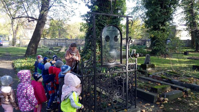 Niezwykła nekropolia w Gliwicach. Ma przeszło 200 lat! [ZDJĘCIA]