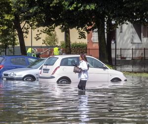 Tysiące ludzi ucieka przed wielką wodą. Sytuacja skrajnie trudna. Dramat we Włoszech