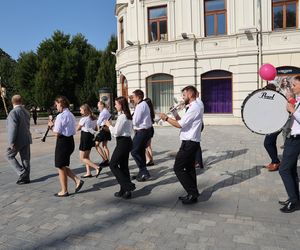 W centrum Lublina królował róż! Przez miasto przeszedł Marsz Różowej Wstążki