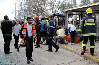 Jerozolima: Wybuch bomby na dworcu autobusowym. Wielu rannych ZDJĘCIA 
