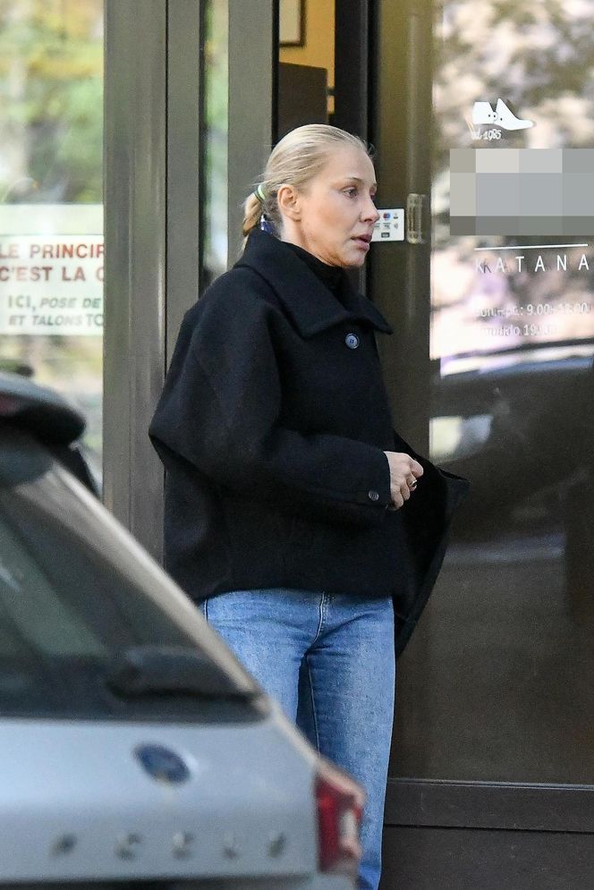 Katarzyna Warnke na giga obcasach łamie przepisy