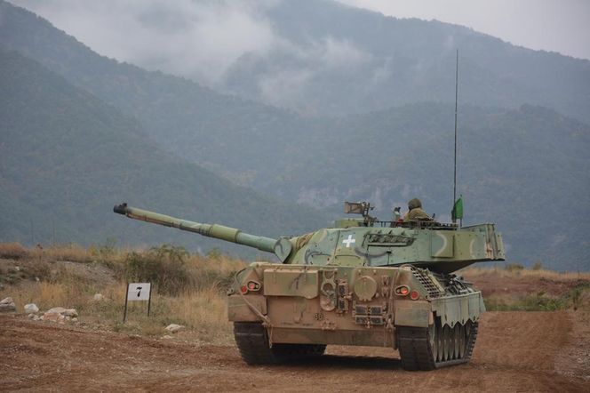 Ponad 400 nowych wozów bojowych i modernizacja czołgów. Niemcy kuszą Grecję