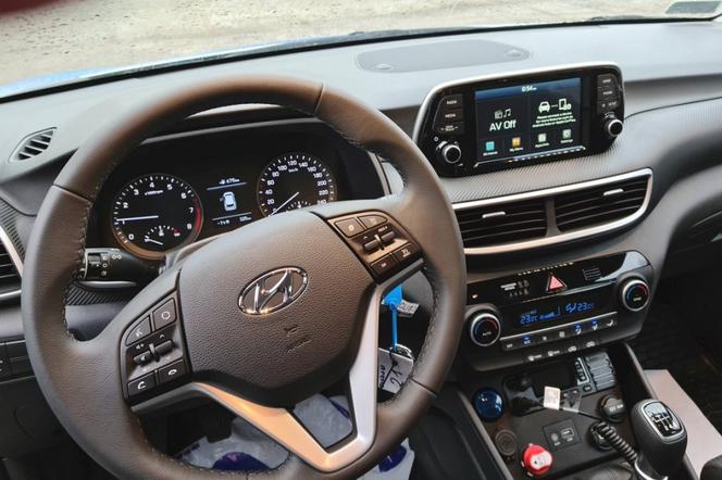 Policyjny Hyundai Tucson 1.6 T-GDI 177 KM 6MT AWD