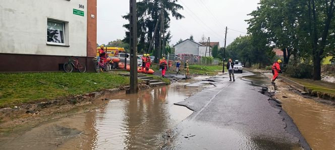 Ratownicy Zachodniopomorskiego WOPR pomagają na południu Polski