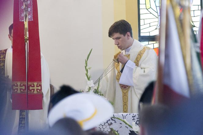 Syn Szydło musi wyjaśnić dlaczego opuścił parafian