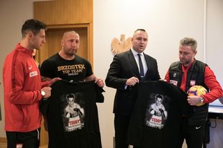 Wizyta piłkarzy w Muzeum II Wojny Światowej