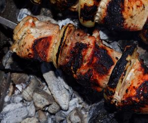 Jelita ci tego nie wybaczą. Te produkty omijaj szerokim łukiem