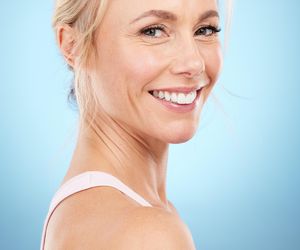 Piekno zaczyna sie w komórce! Bo pielęgnacja to coś więcej niż kremy