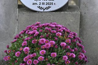 Grób matki Bronisława Komorowskiego