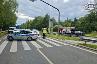 Potrącenie pieszego przez osobówkę