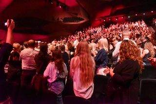 Gala Otwarcia 23. MFF BellaTOFIFEST. Legendy kina przyjechały do Torunia. Zdjęcia z imprezy