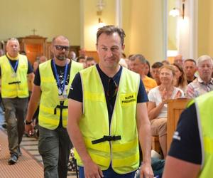 Zmęczeni, ale duchowo mocni. Lubelscy pątnicy mają przed sobą ostatnie 17 km by dotrzeć na Jasną Górę! ZDJĘCIA