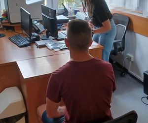 Siekiera poszła w ruch! Włamanie na Bielanach
