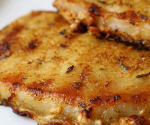 Kurczak w delikatnym cieście ziemniaczanym, który zachwyca każdego. Idealne danie na codzienny obiad lub specjalne okazje