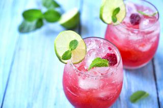 Przepis na drink Raspberry Fizz - idealny na walentynki!