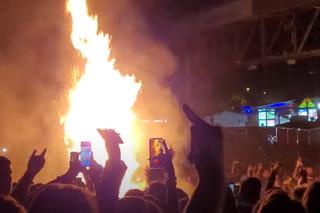 Slipknot przerwali koncert, bo fani rozpalili ognisko w środku tłumu! [WIDEO]
