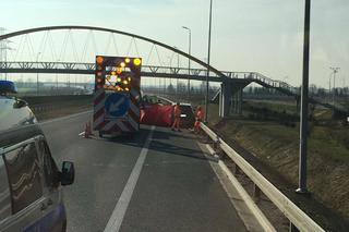 Śmiertelne wypadki na A2. Policjanci apelują